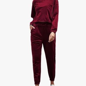 Women's Maroon Velour Jogger Set